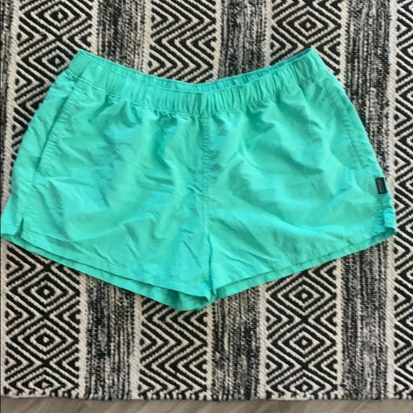 Patagonia Barely Baggies Women’s Shorts - Picture 1 of 3
